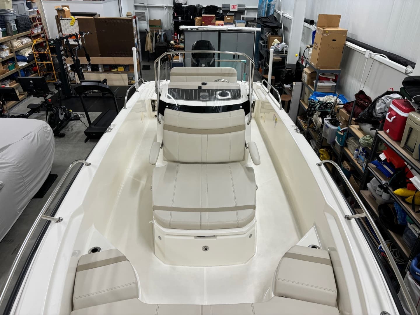 2024 Boston Whaler 250 Dauntless