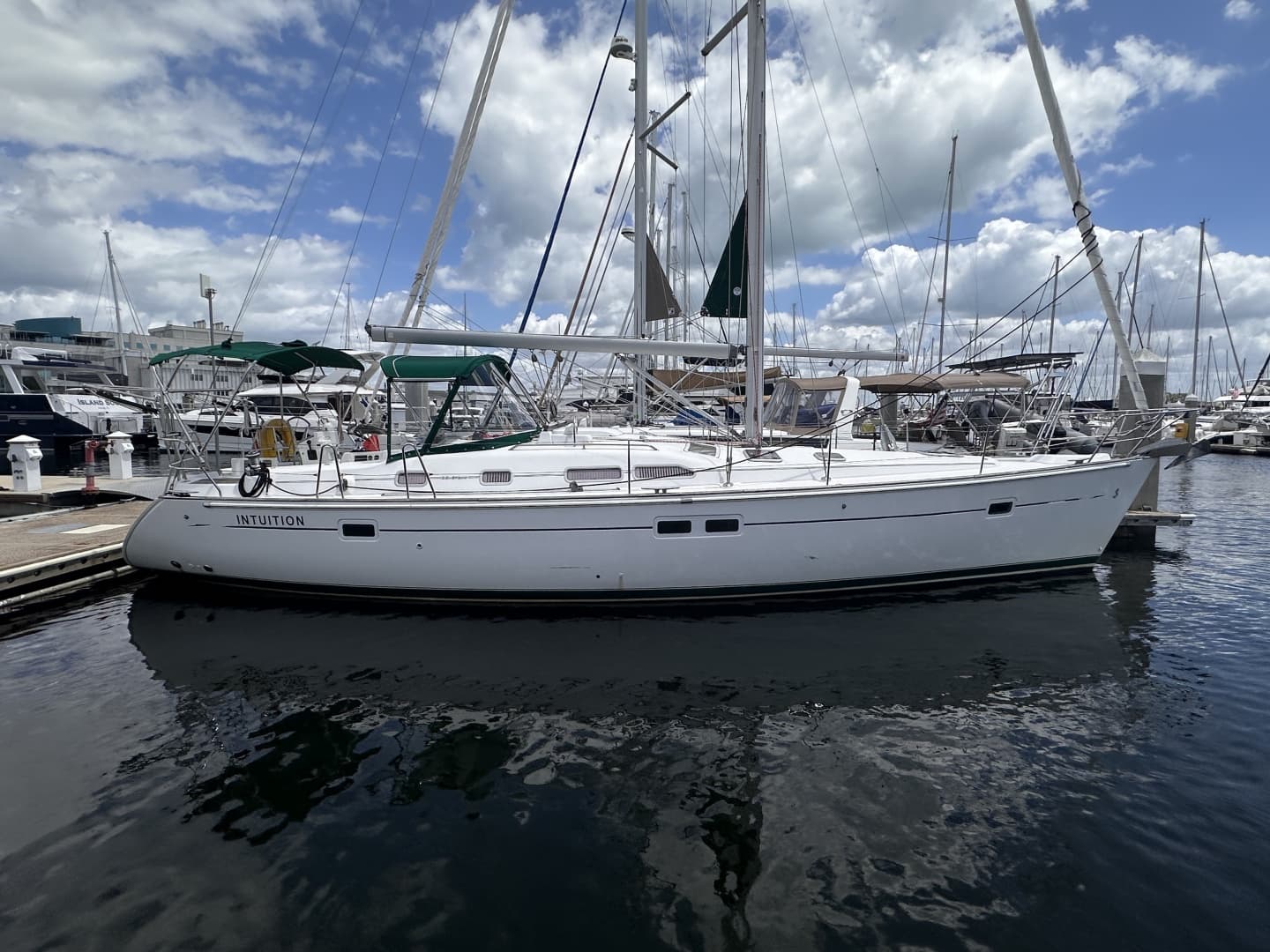 2007 Beneteau 423