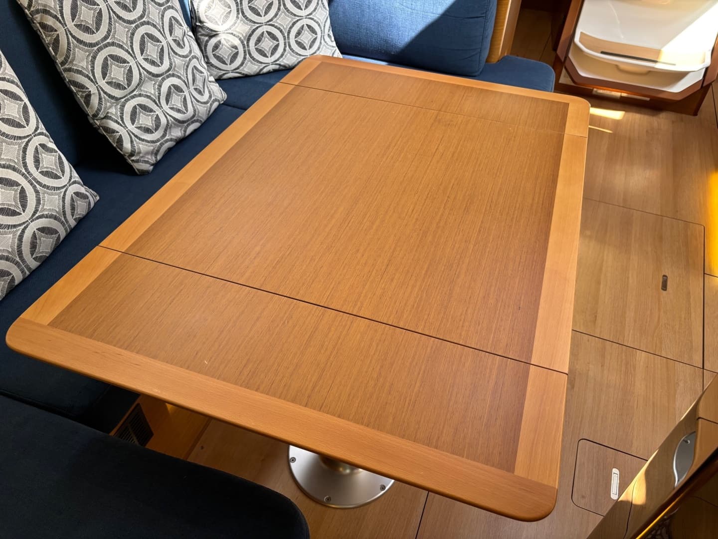2021 Jeanneau Sun Odyssey 440