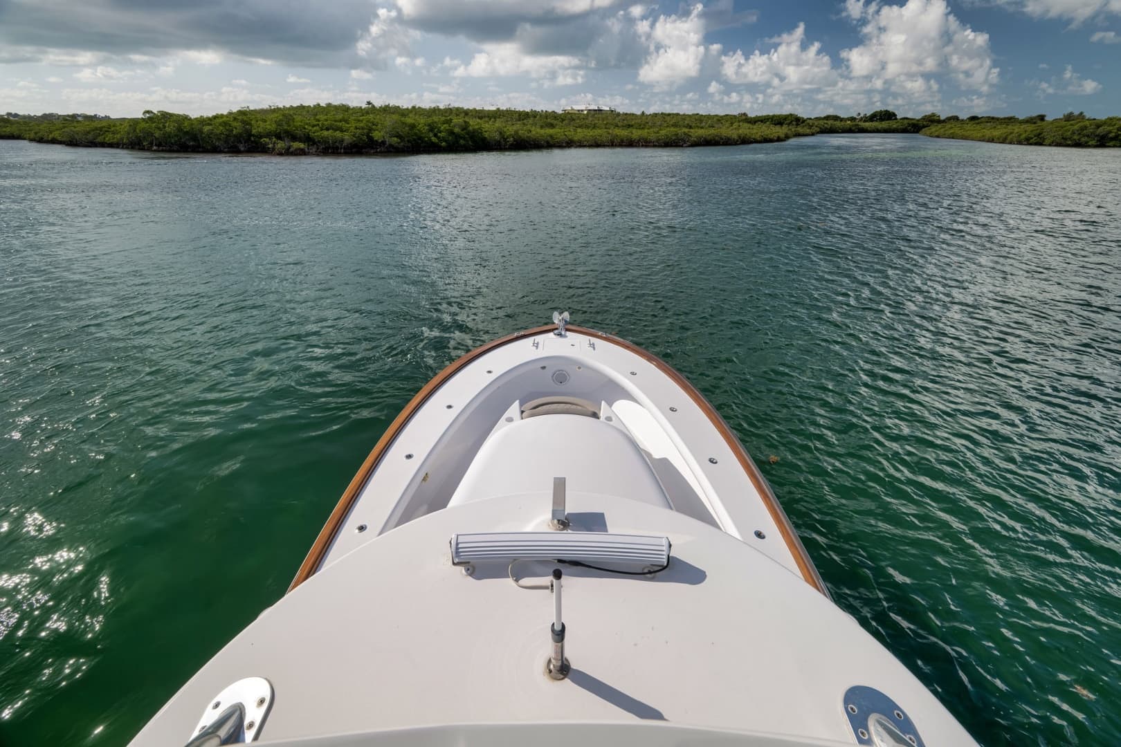 2022 Winter Custom Yachts 38 Walk Around