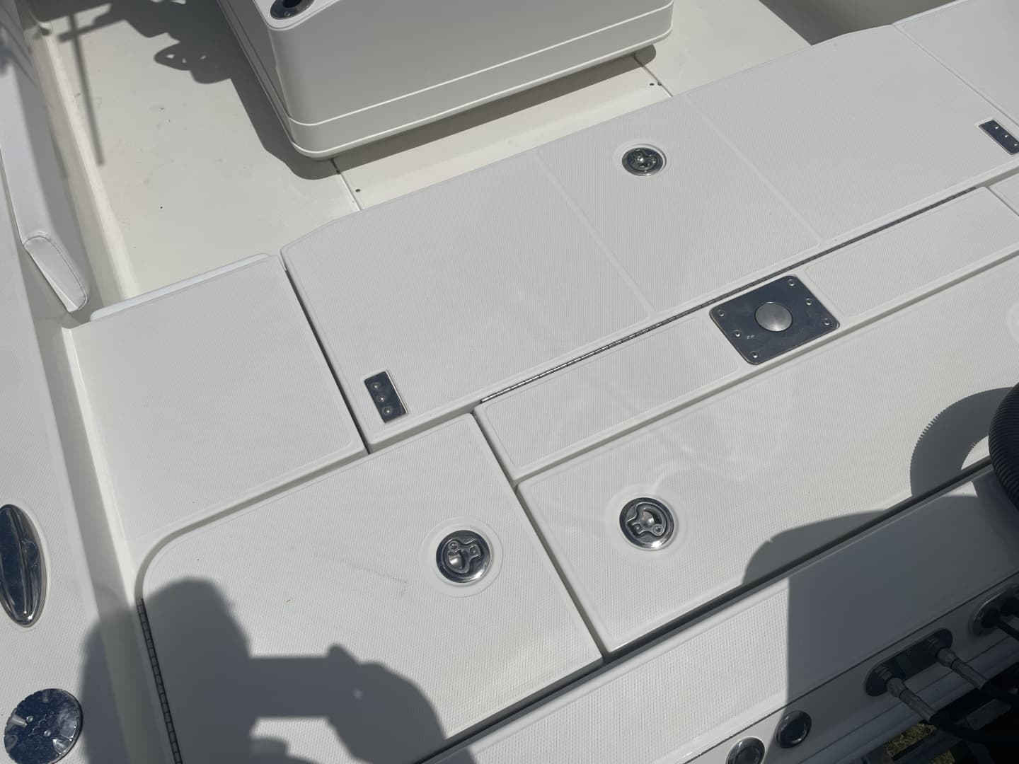 2022 Ranger 2510 Bay