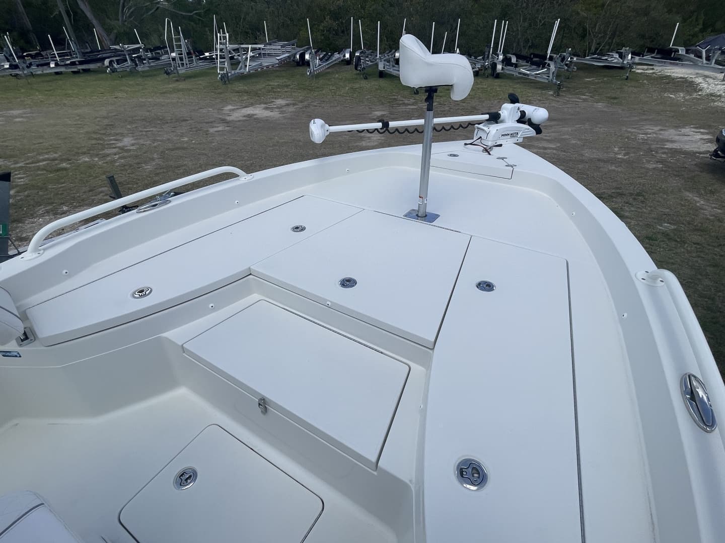 2022 Ranger 2510 Bay