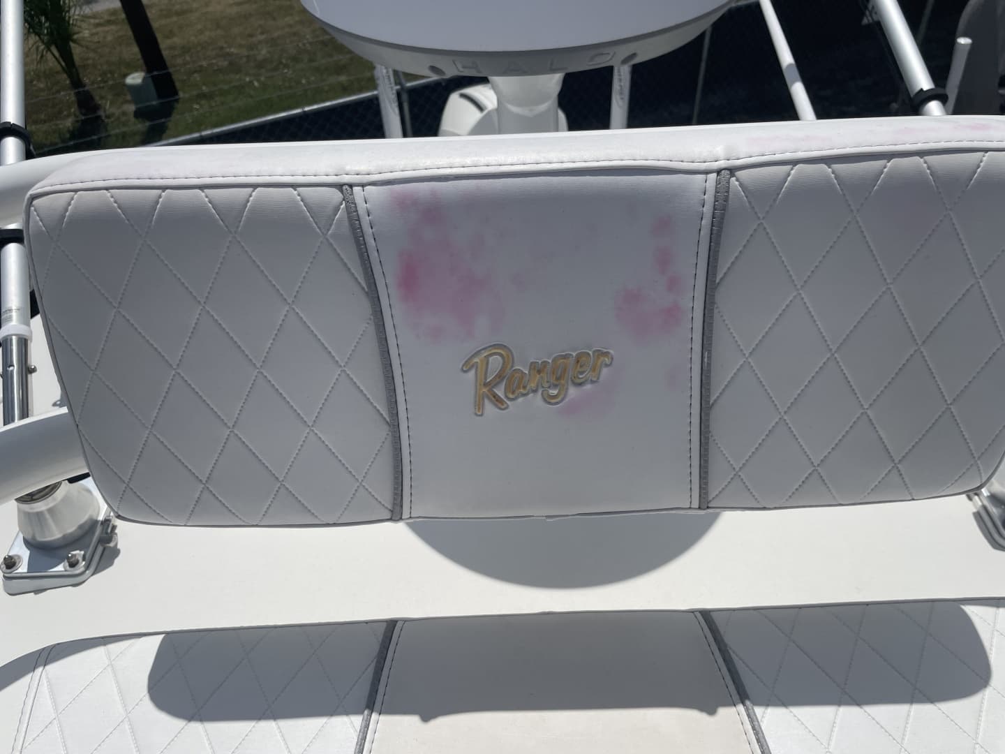 2022 Ranger 2510 Bay