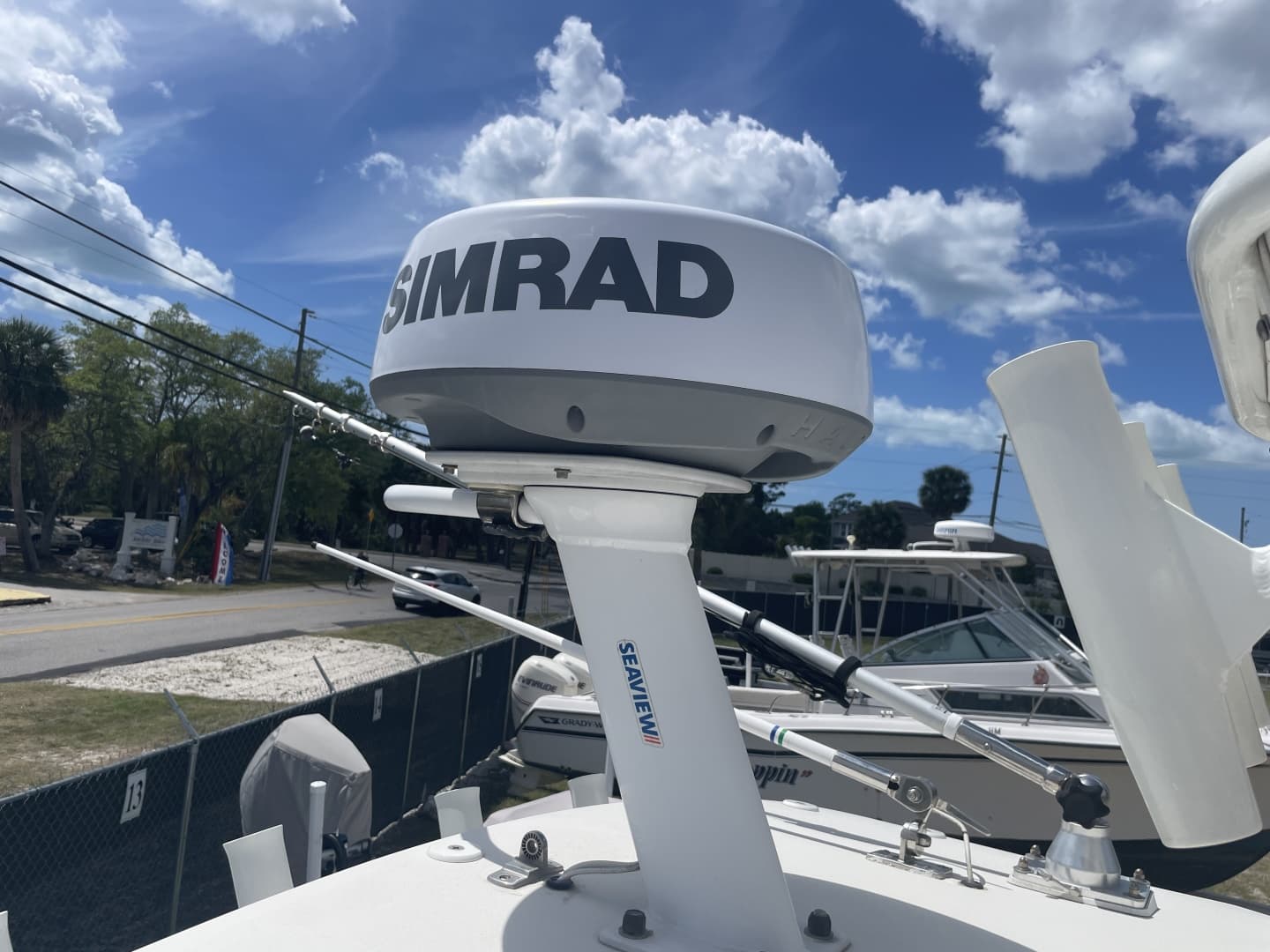 2022 Ranger 2510 Bay