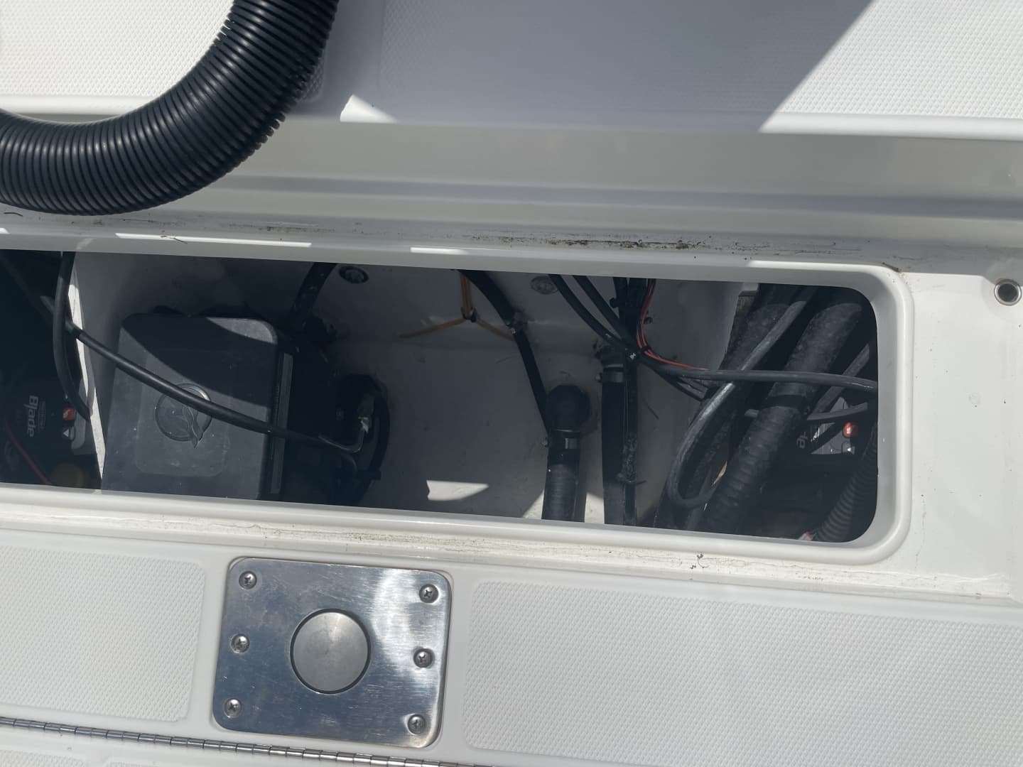 2022 Ranger 2510 Bay