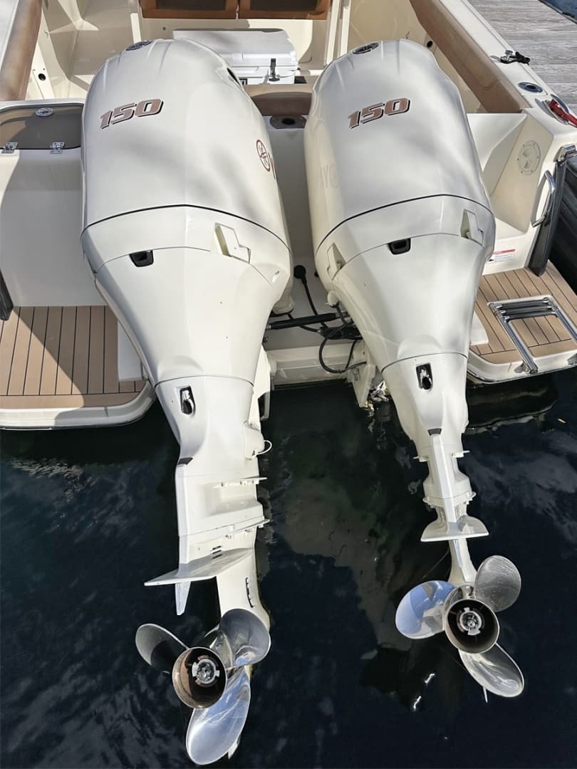 Twin Yamaha 150hp each