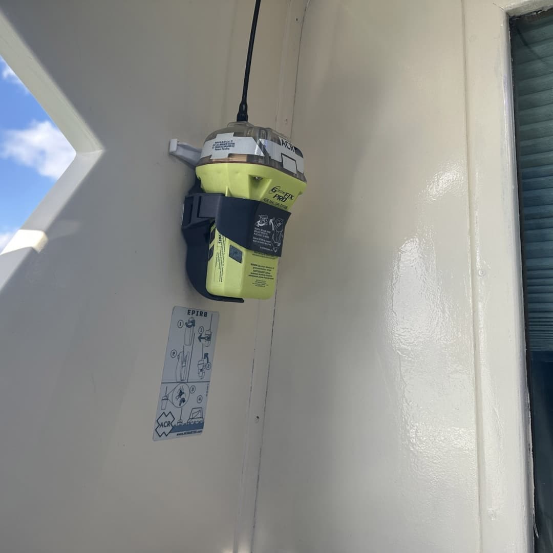 1981 Hatteras 43 Convertible