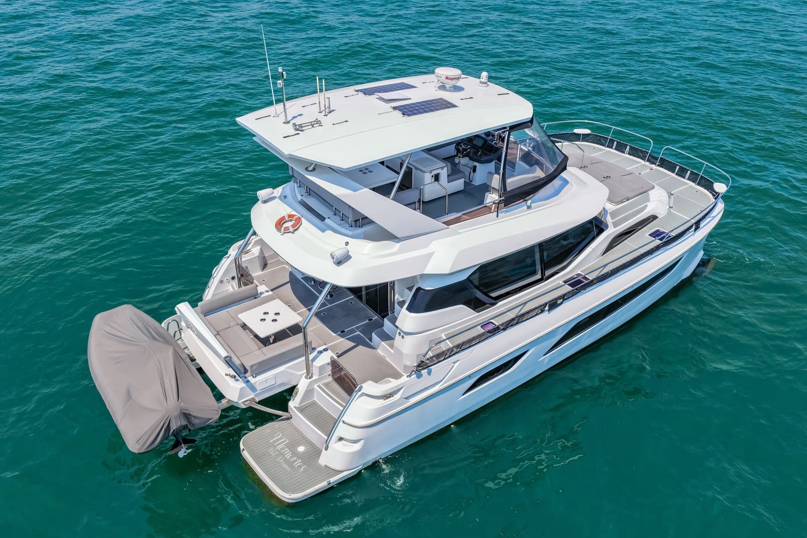 2021 44 Aquila MY Memories Not Dreams Starboard Profile 