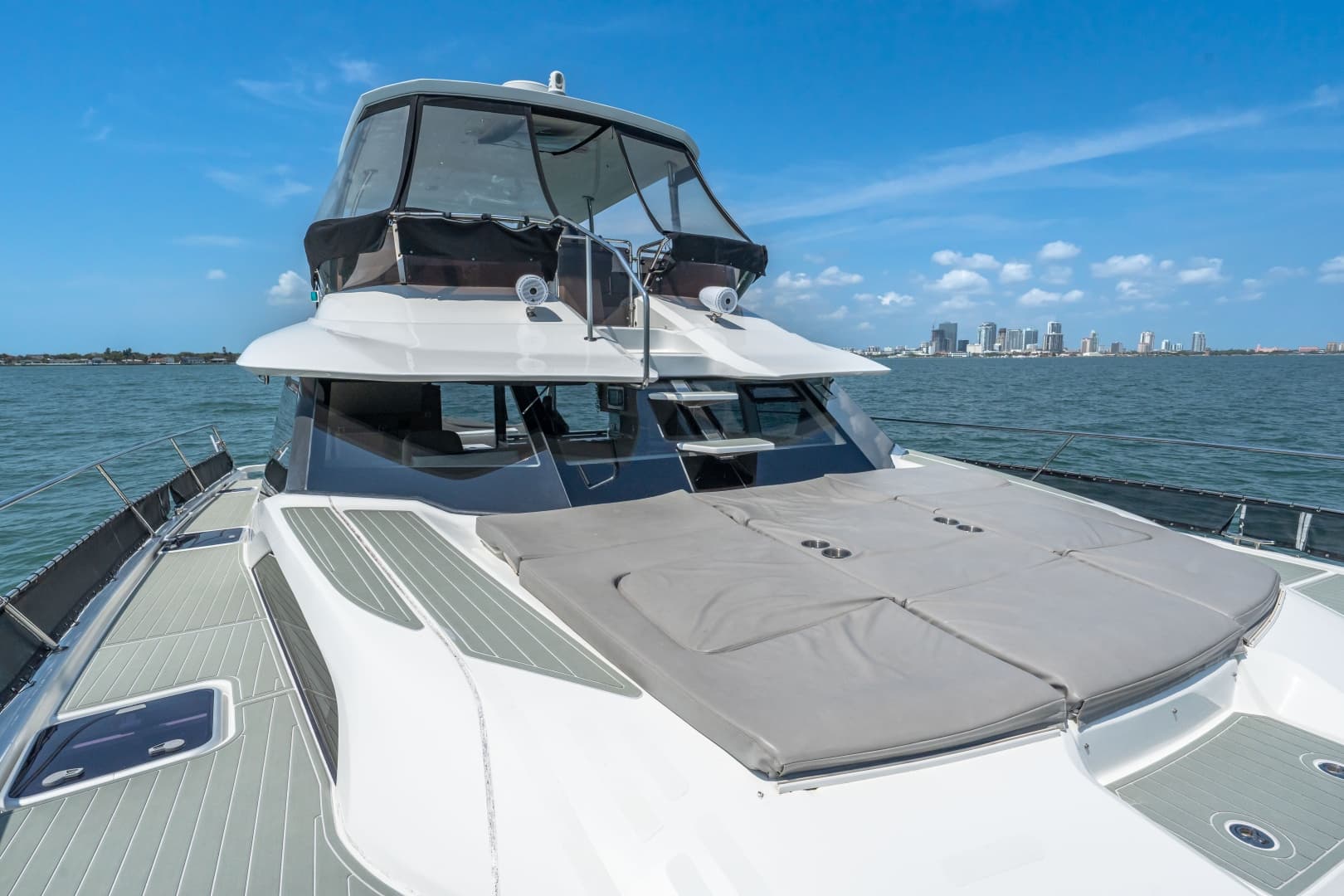 2021 44 Aquila MY Memories Not Dreams Exterior