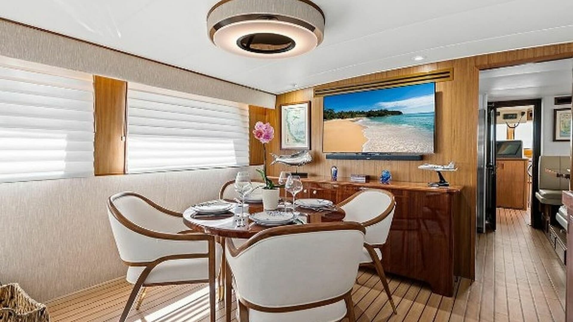 1989 Hatteras Motor Yacht
