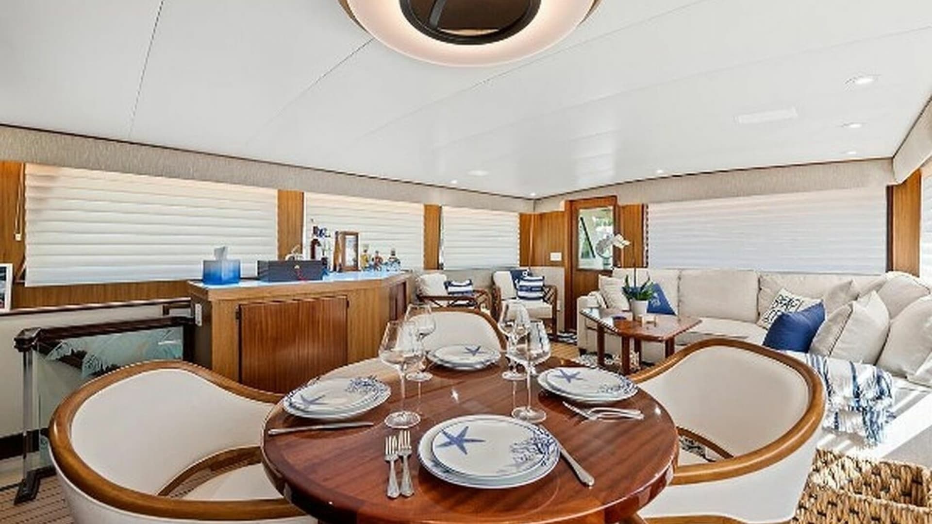 1989 Hatteras Motor Yacht