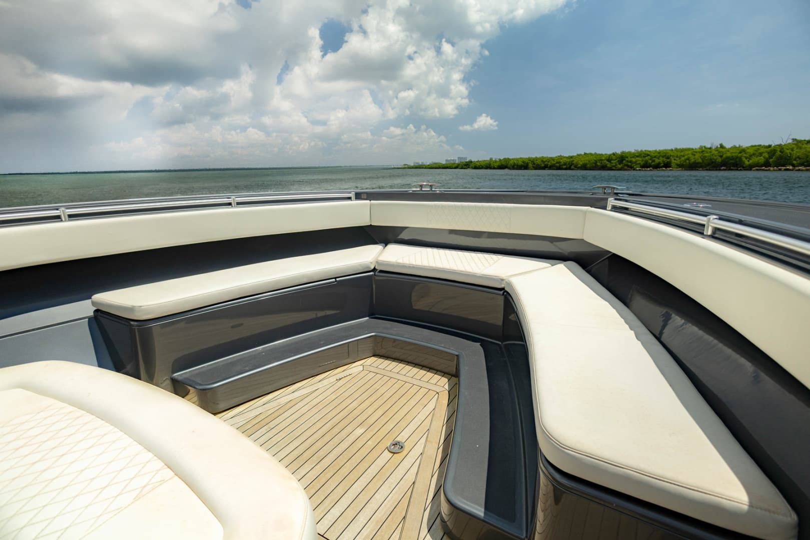 2017 Gulf Crosser 