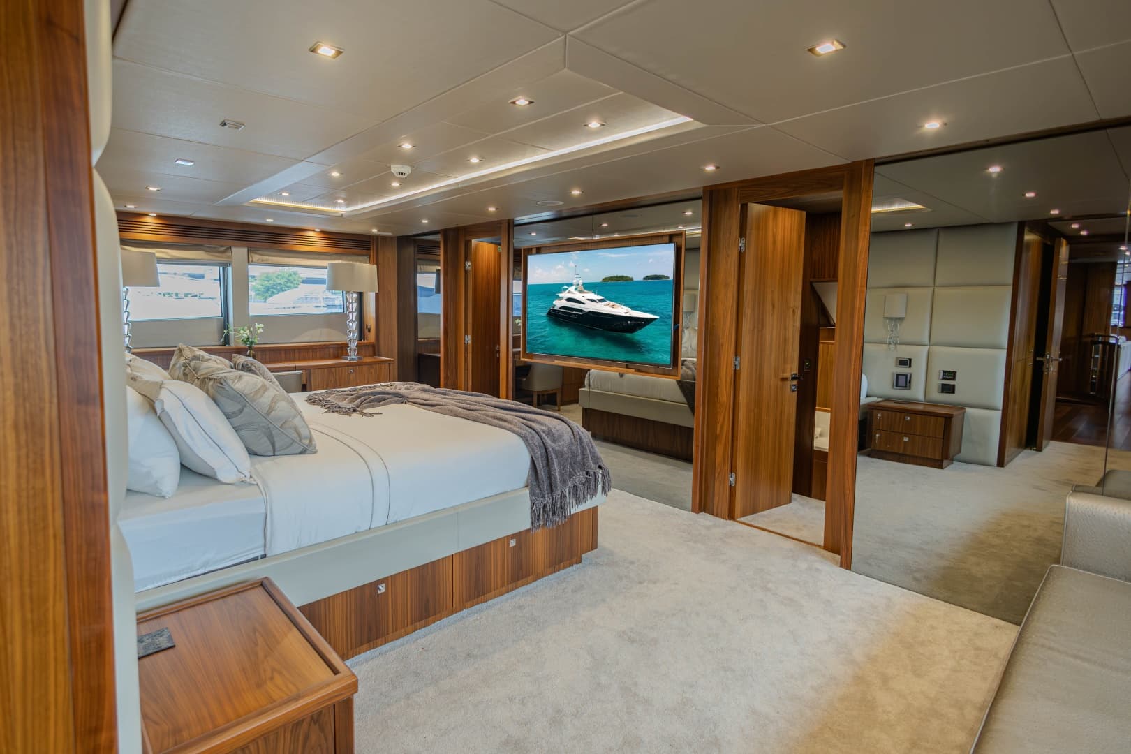2014 Sunseeker 131