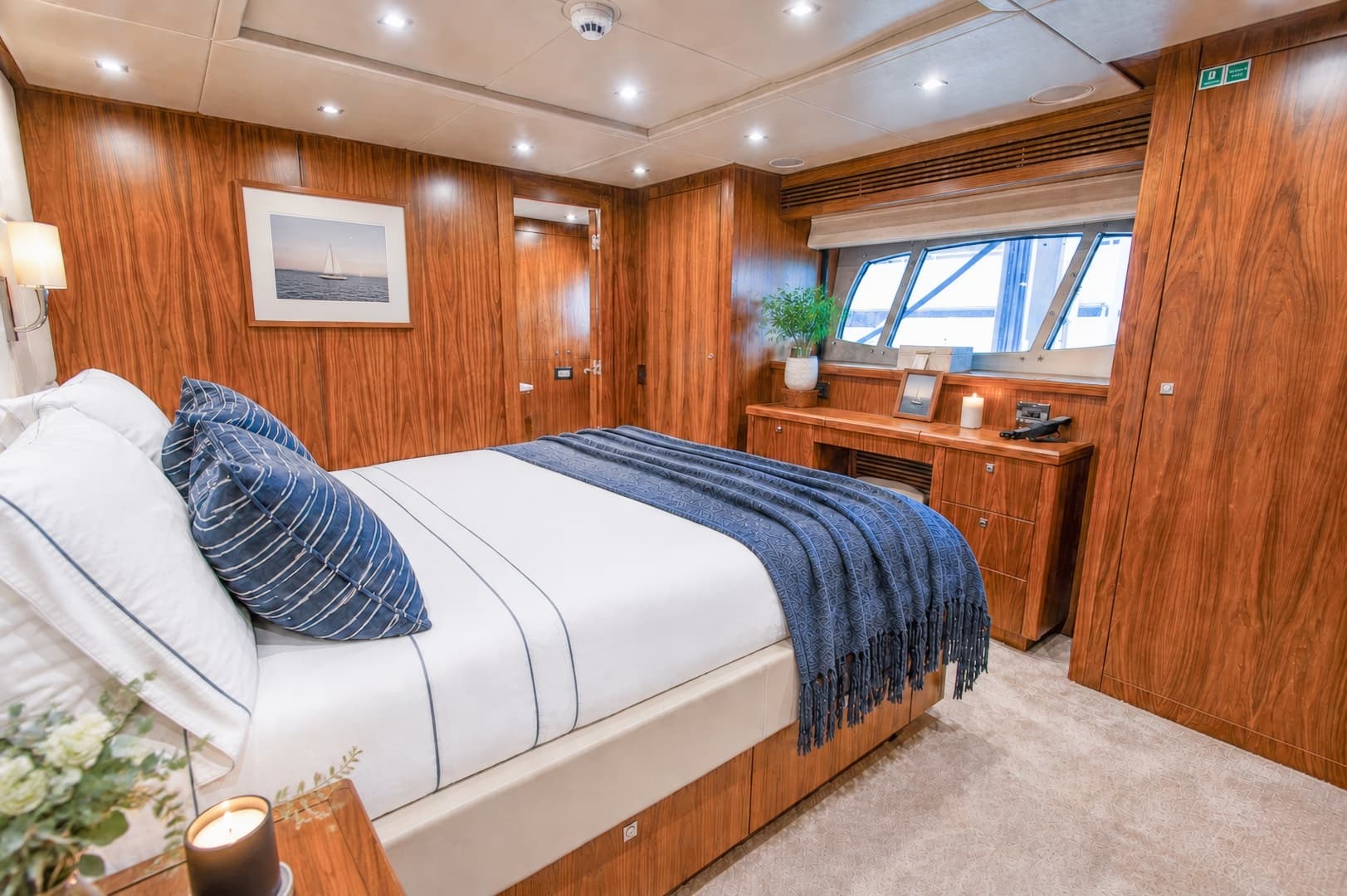 2014 Sunseeker 131