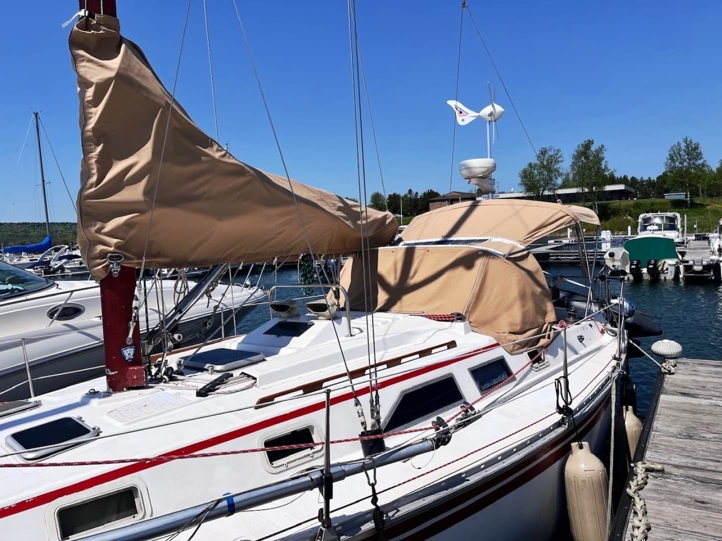 1983 Hunter 34