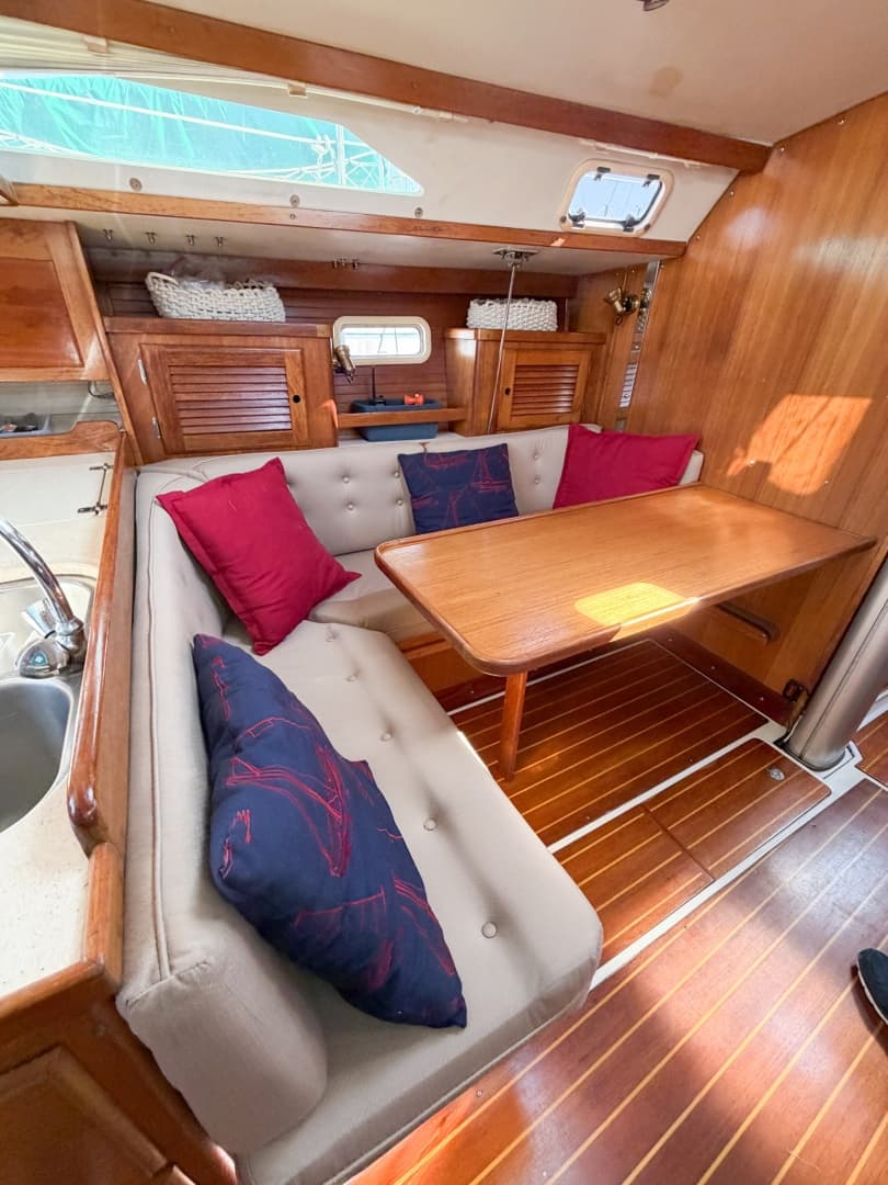 1996 Catalina 36 Mk II