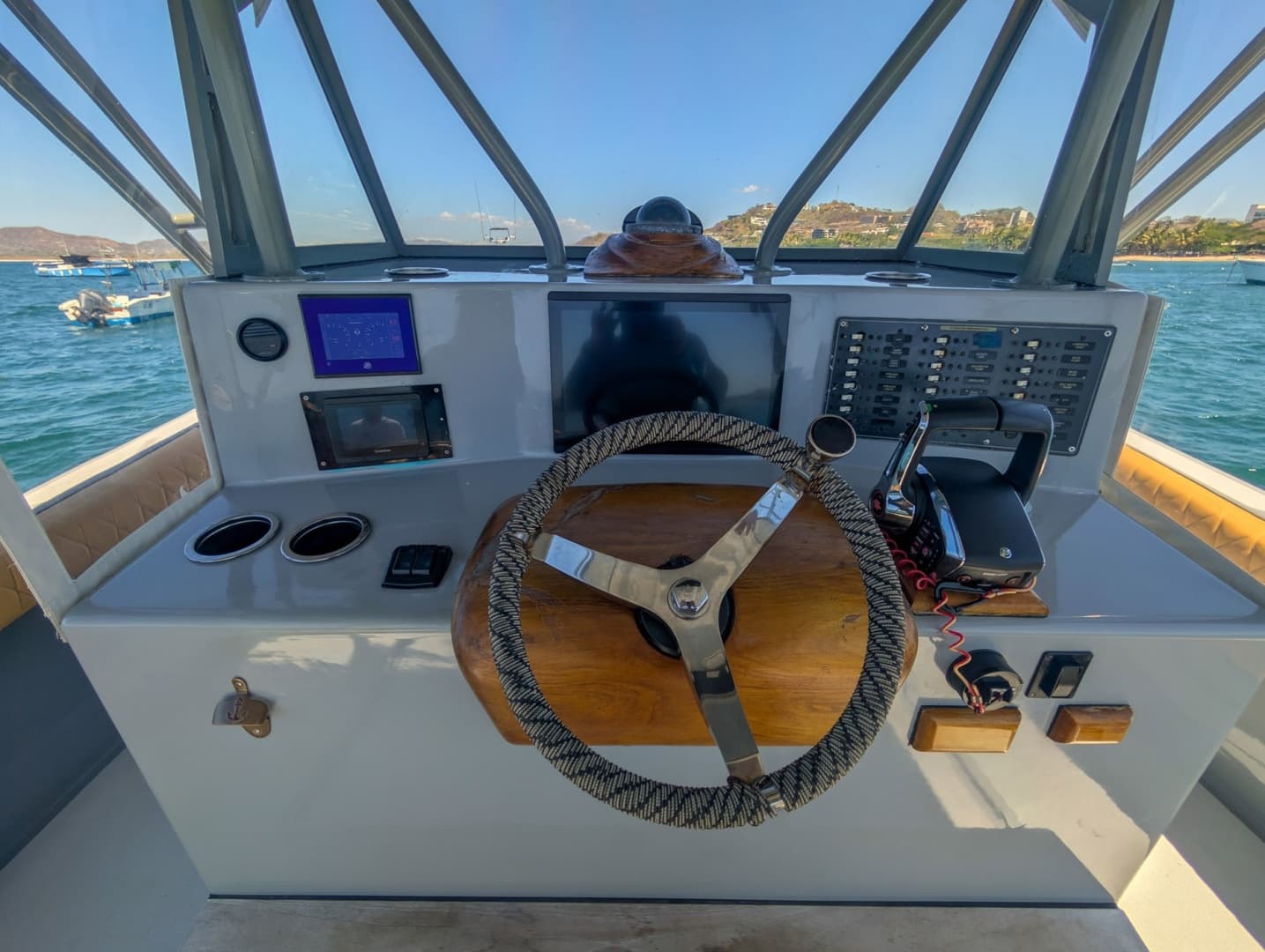 1995 Ocean Master 34