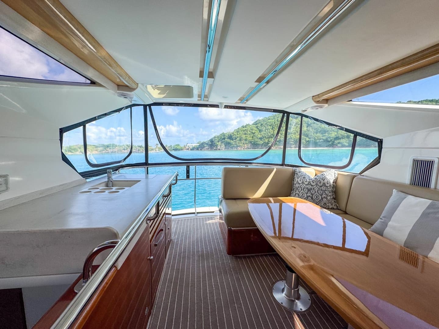 2015 Riviera 53 Enclosed Bridge