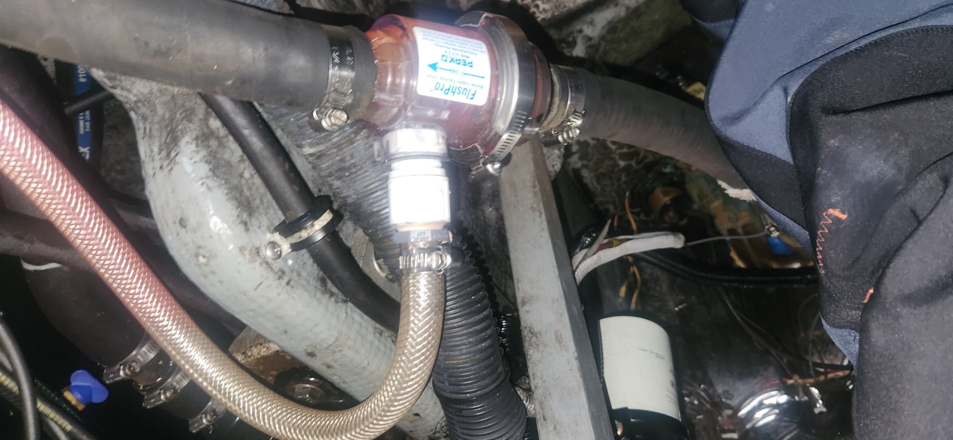 1985 Bertram Flybridge Cruiser