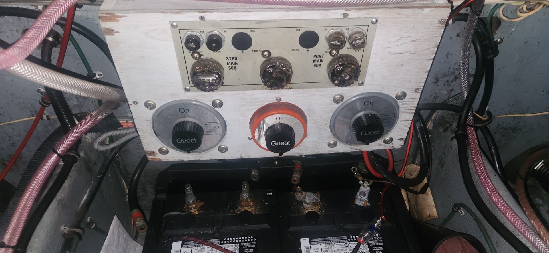 1985 Bertram Flybridge Cruiser