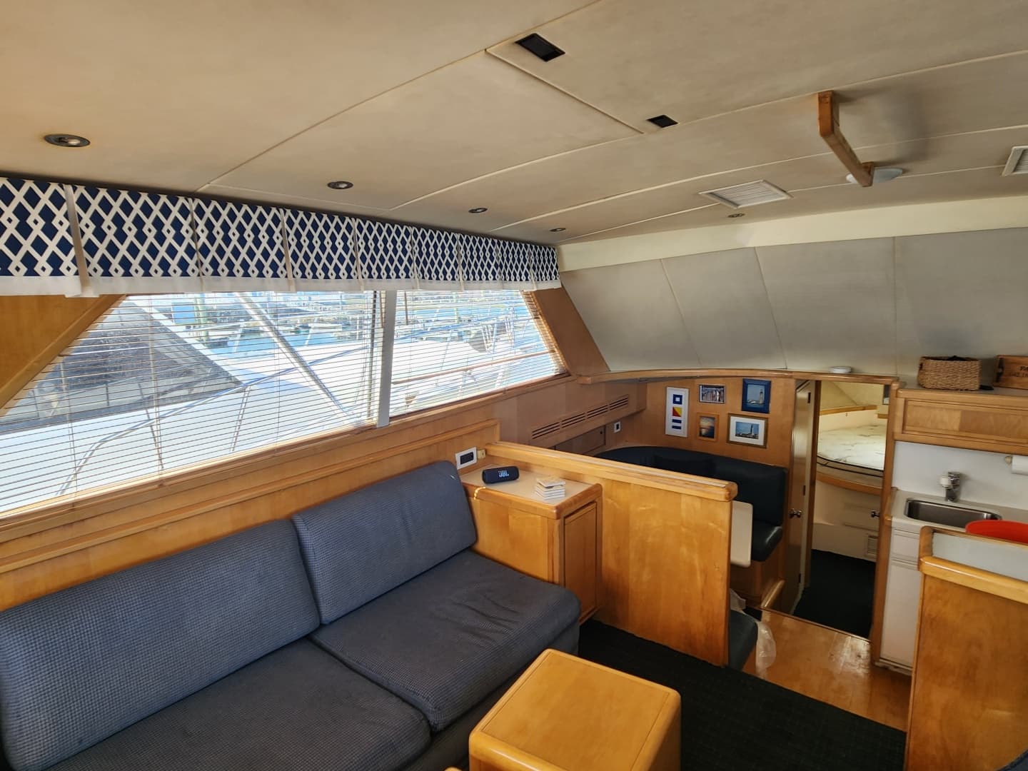 1995 Bertram 
