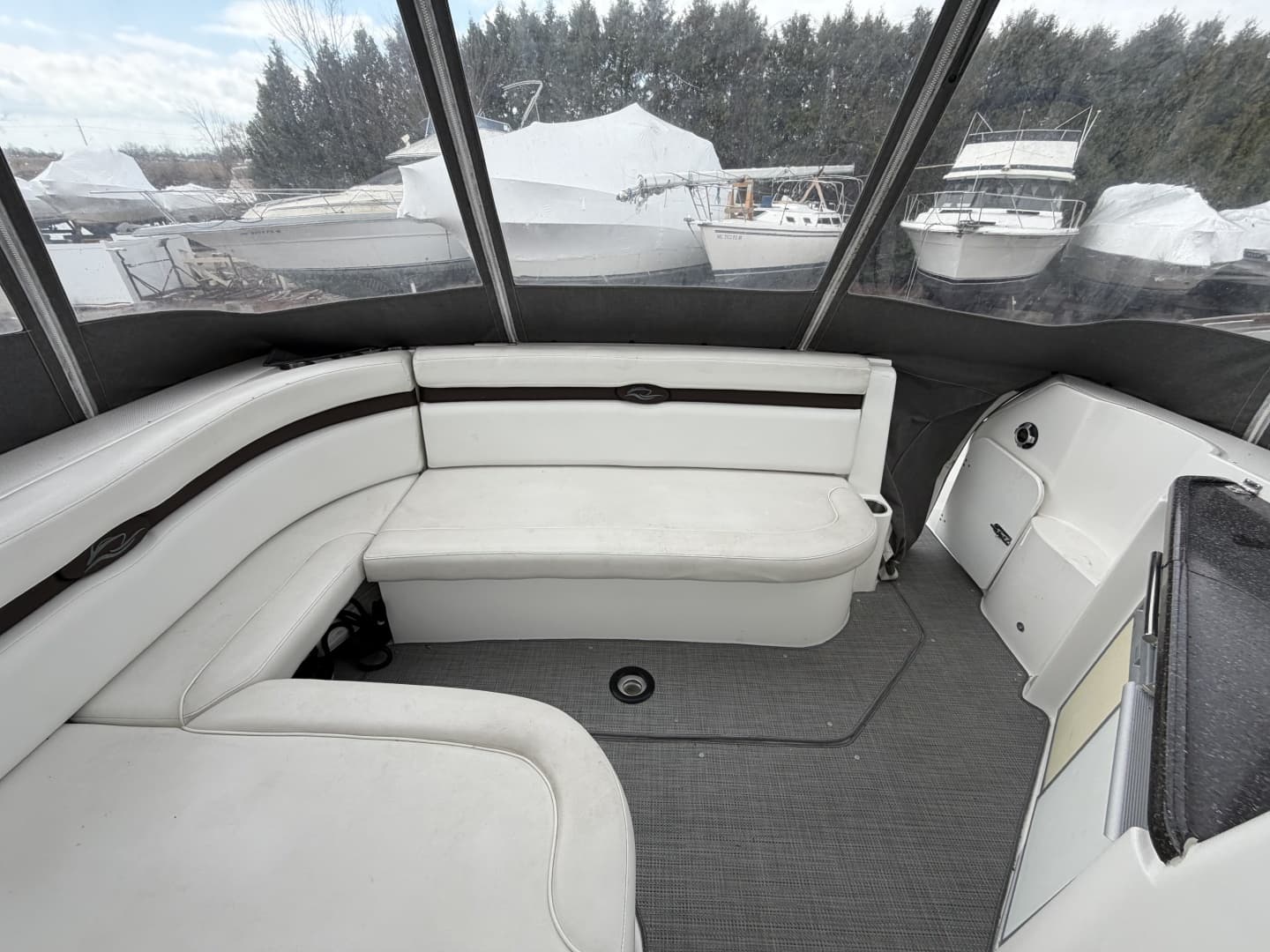 2013 Rinker 360 Express Cruiser