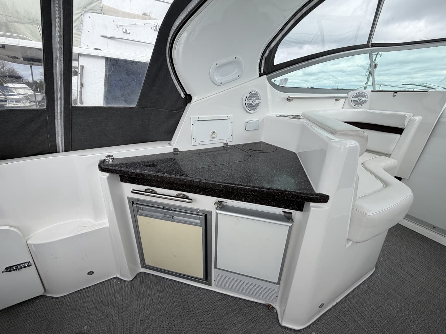 2013 Rinker 360 Express Cruiser