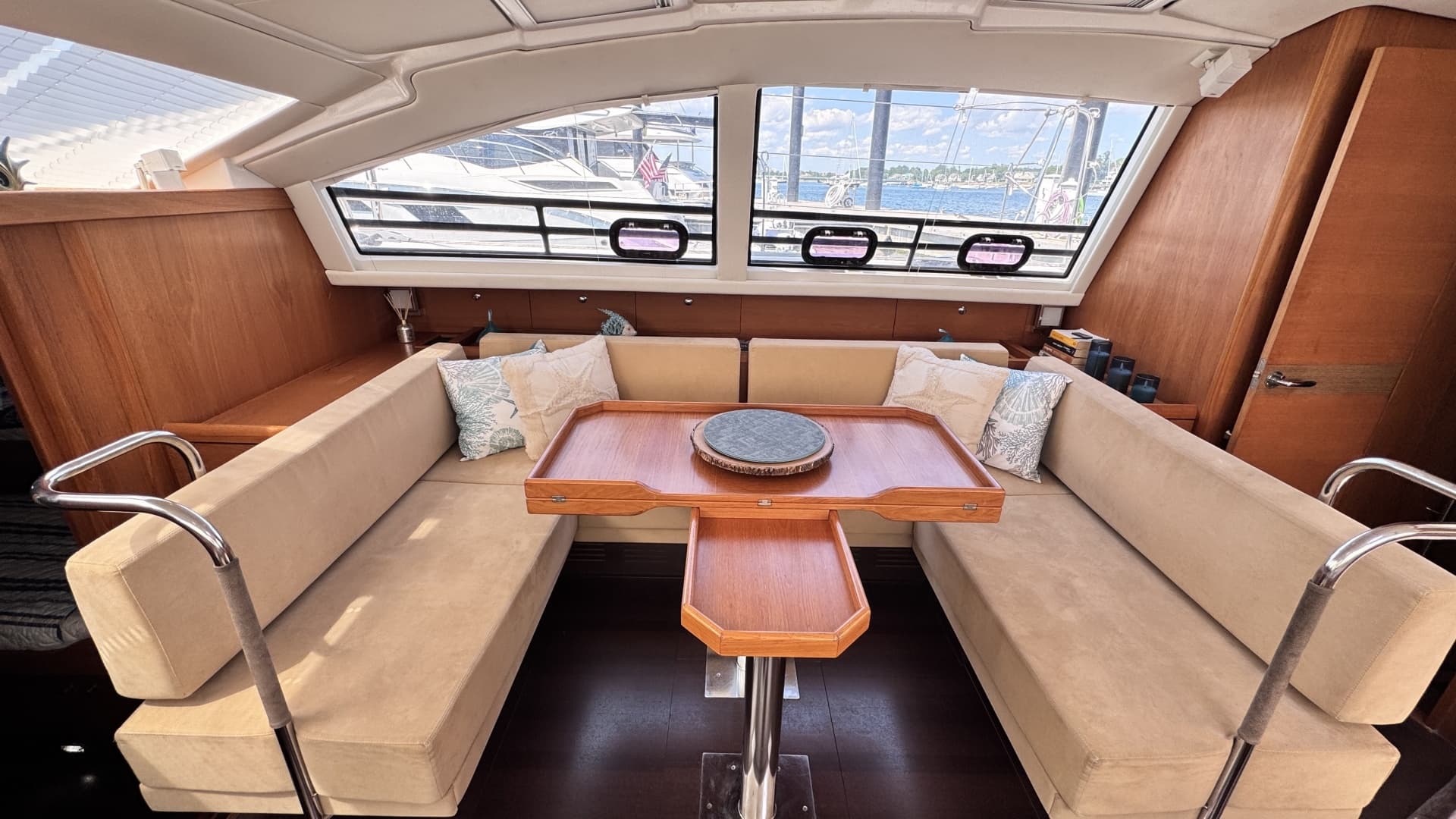 2011 Wauquiez Pilot Saloon 55