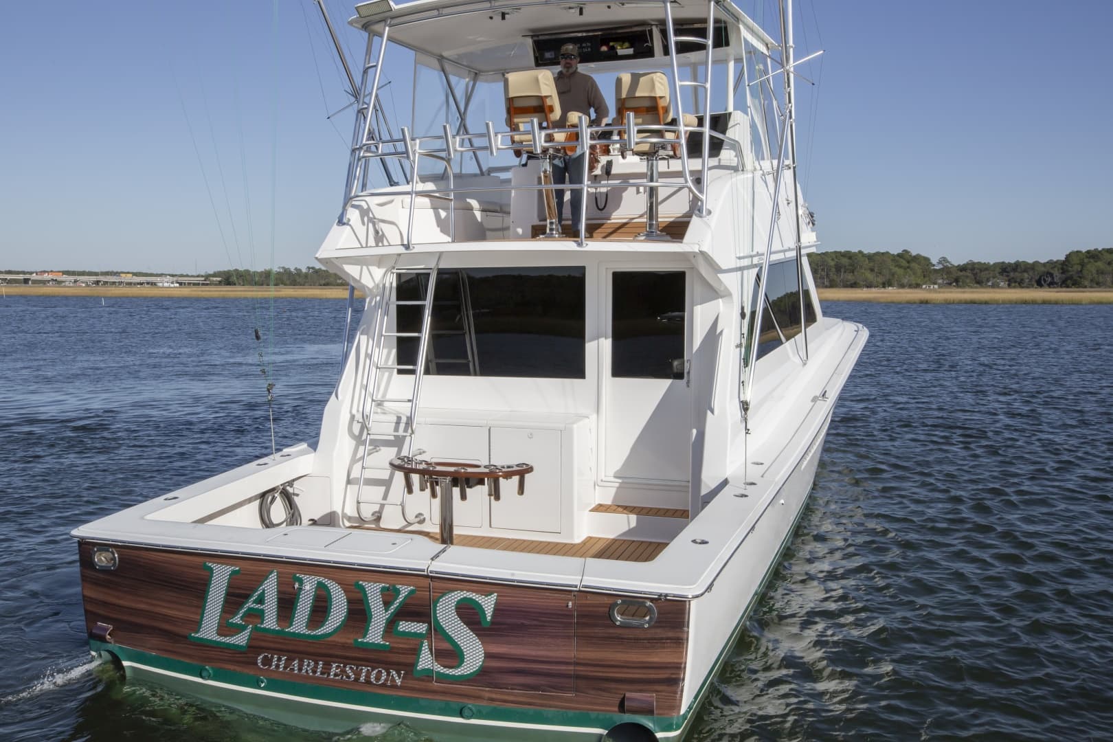 Viking 5- Lady S - Exterior Profile