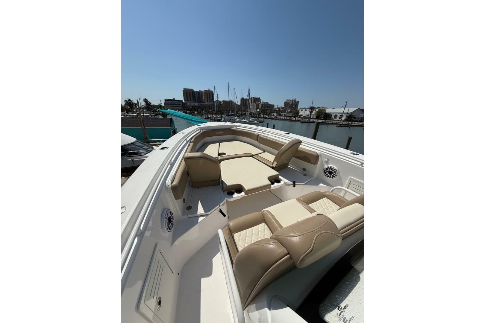 2021 Everglades 365 Center Console