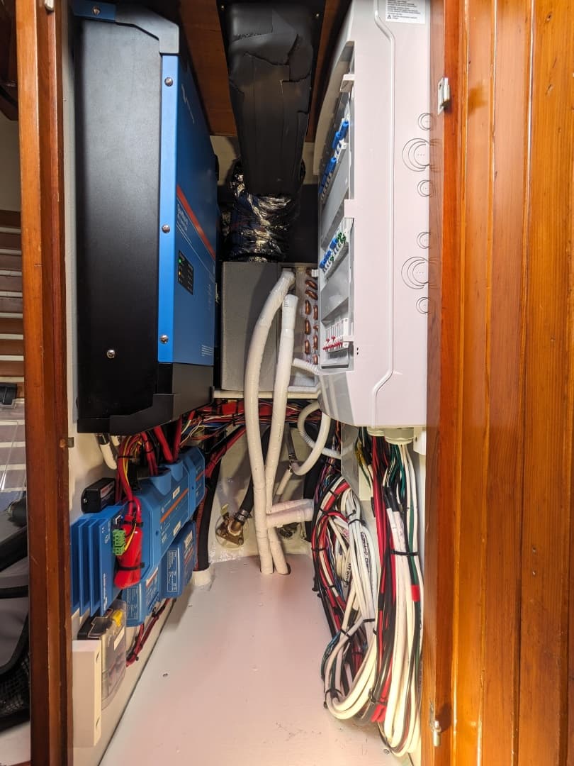 1984 Tayana Vancouver 42