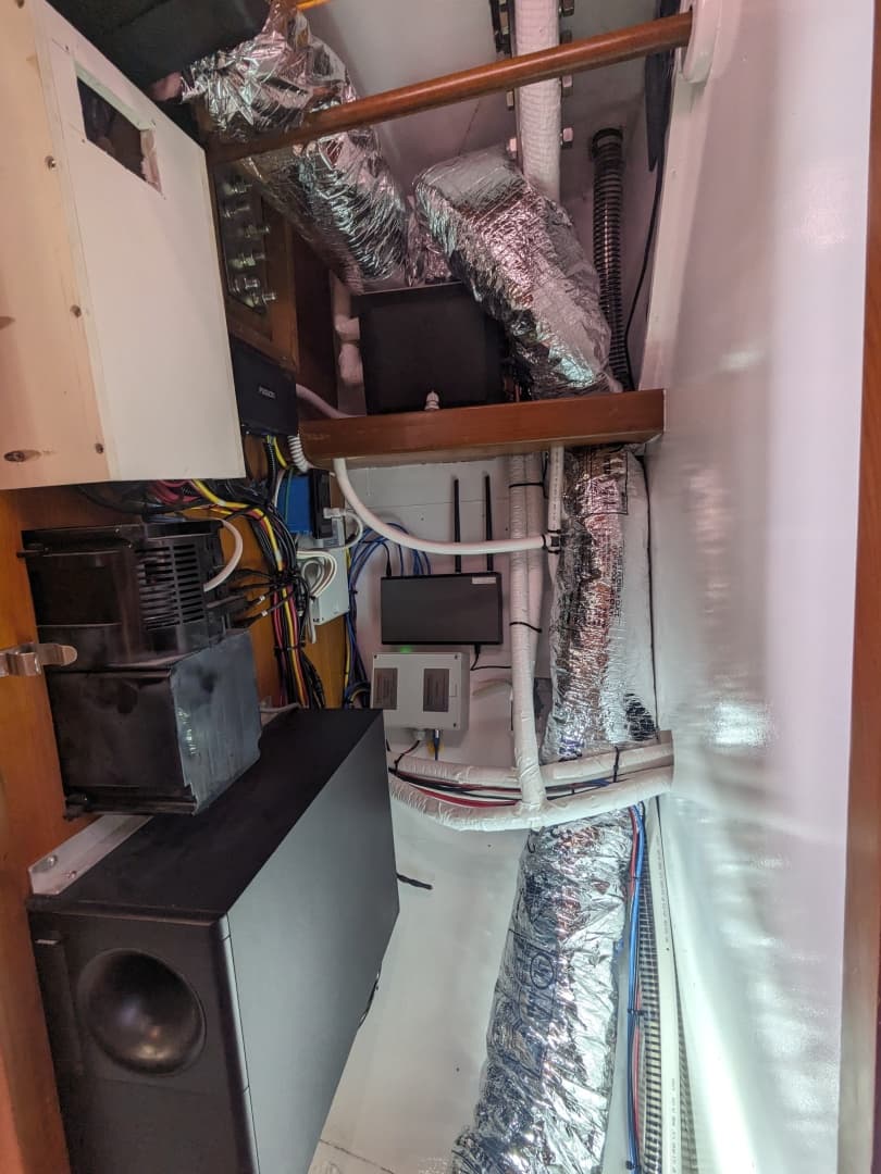 1984 Tayana Vancouver 42