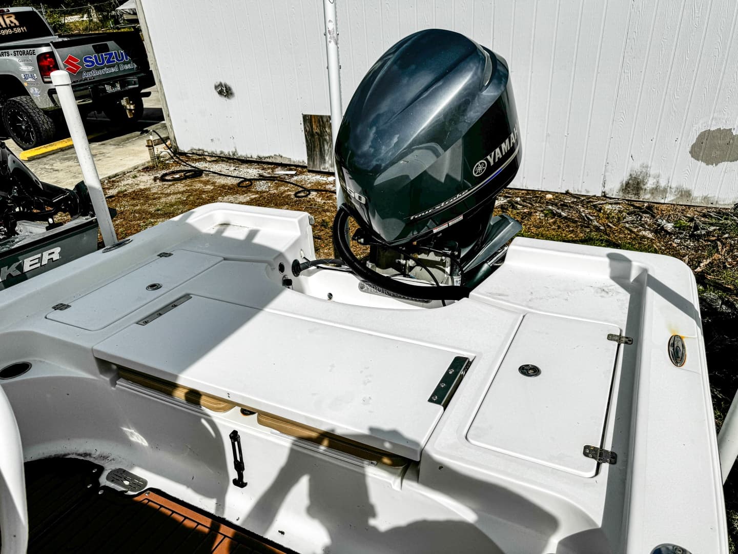 2014 Sportsman Masters 247 Bay Boat