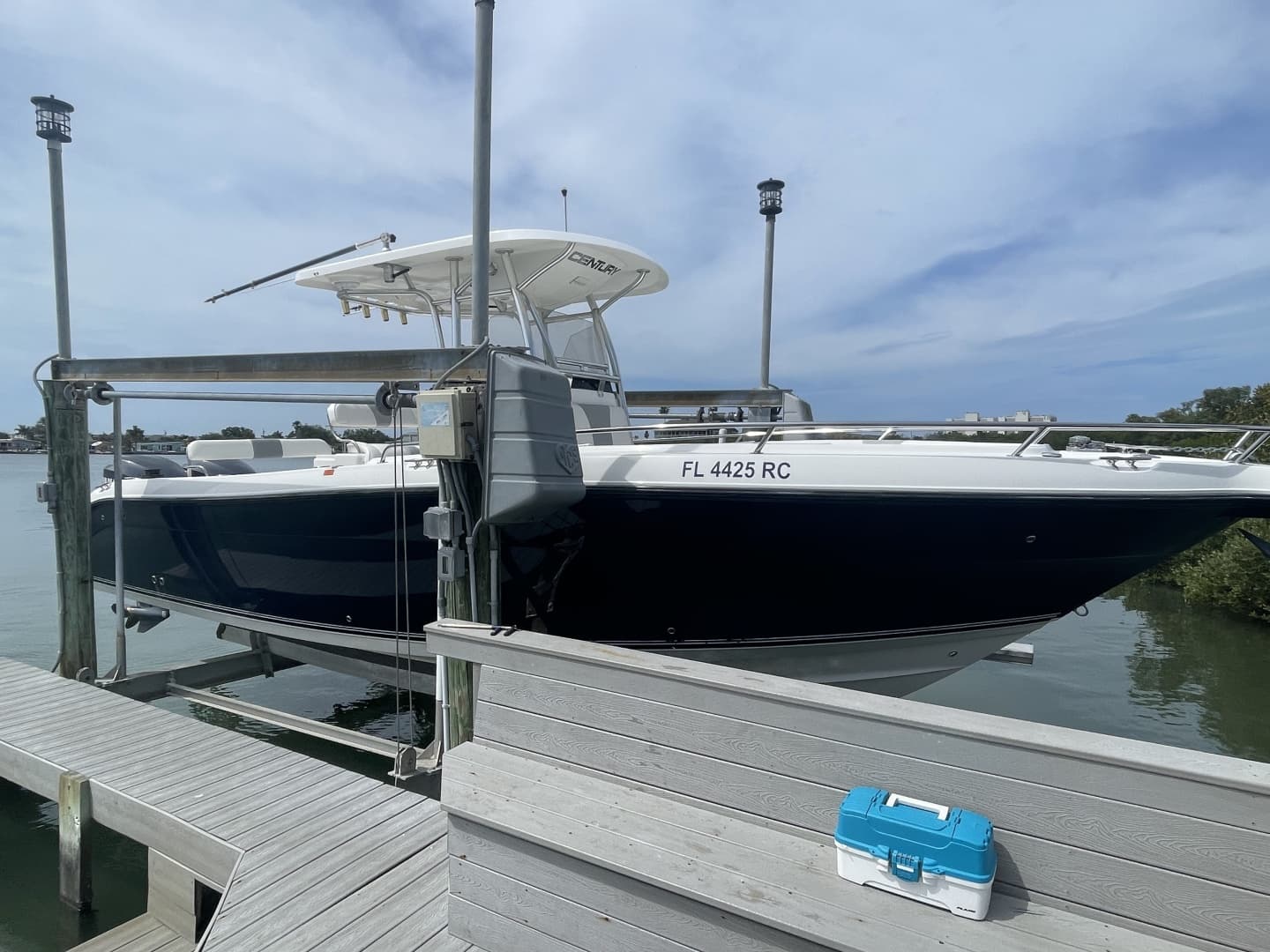 2008 Century 2901 CC