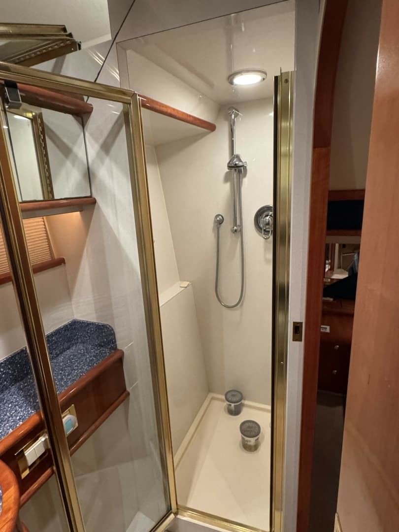 2001 Neptunus 56 Express