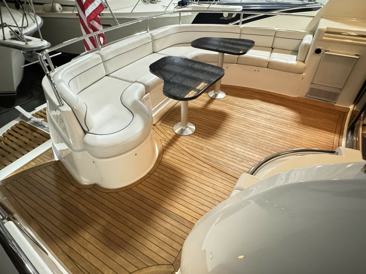 2001 Neptunus 56 Express