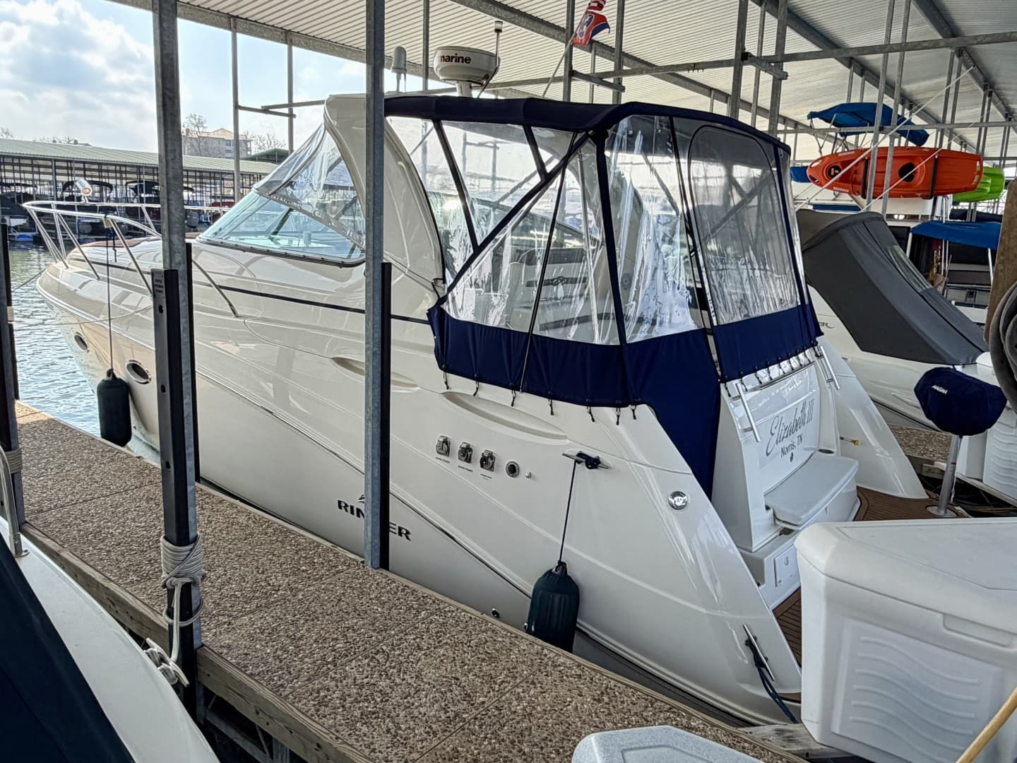 2007 Rinker 350 Express Cruiser