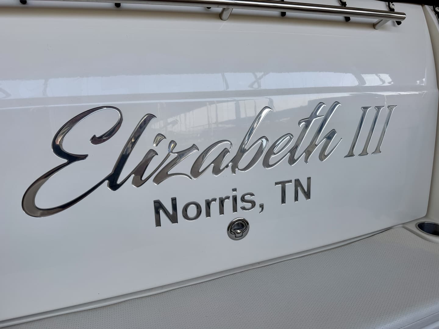 2007 Rinker 350 Express Cruiser