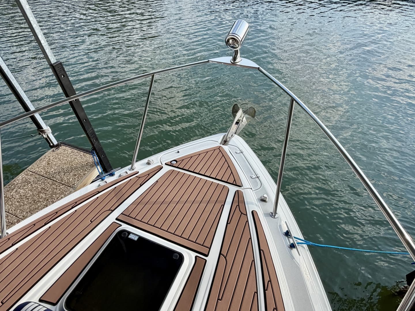 2007 Rinker 350 Express Cruiser