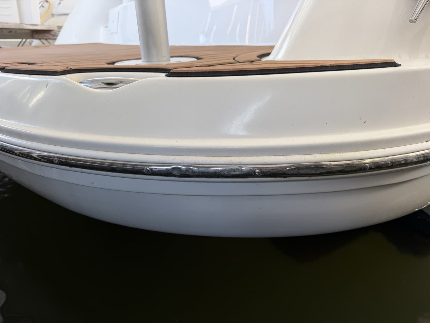 2007 Rinker 350 Express Cruiser