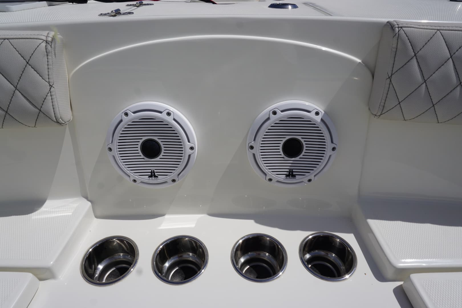 2024 23 World Cat 230 DC JL Audio Speakers (2)