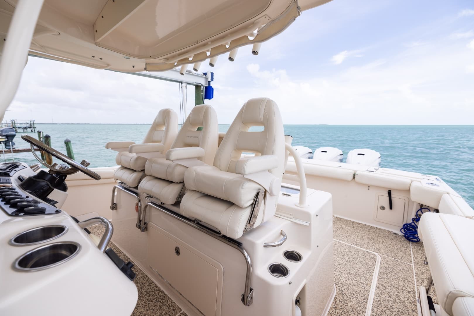 2021 Grady-White Canyon 376