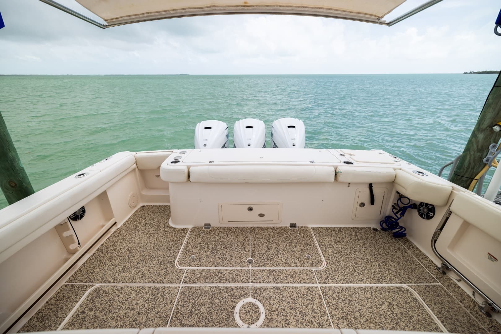 2021 Grady-White Canyon 376