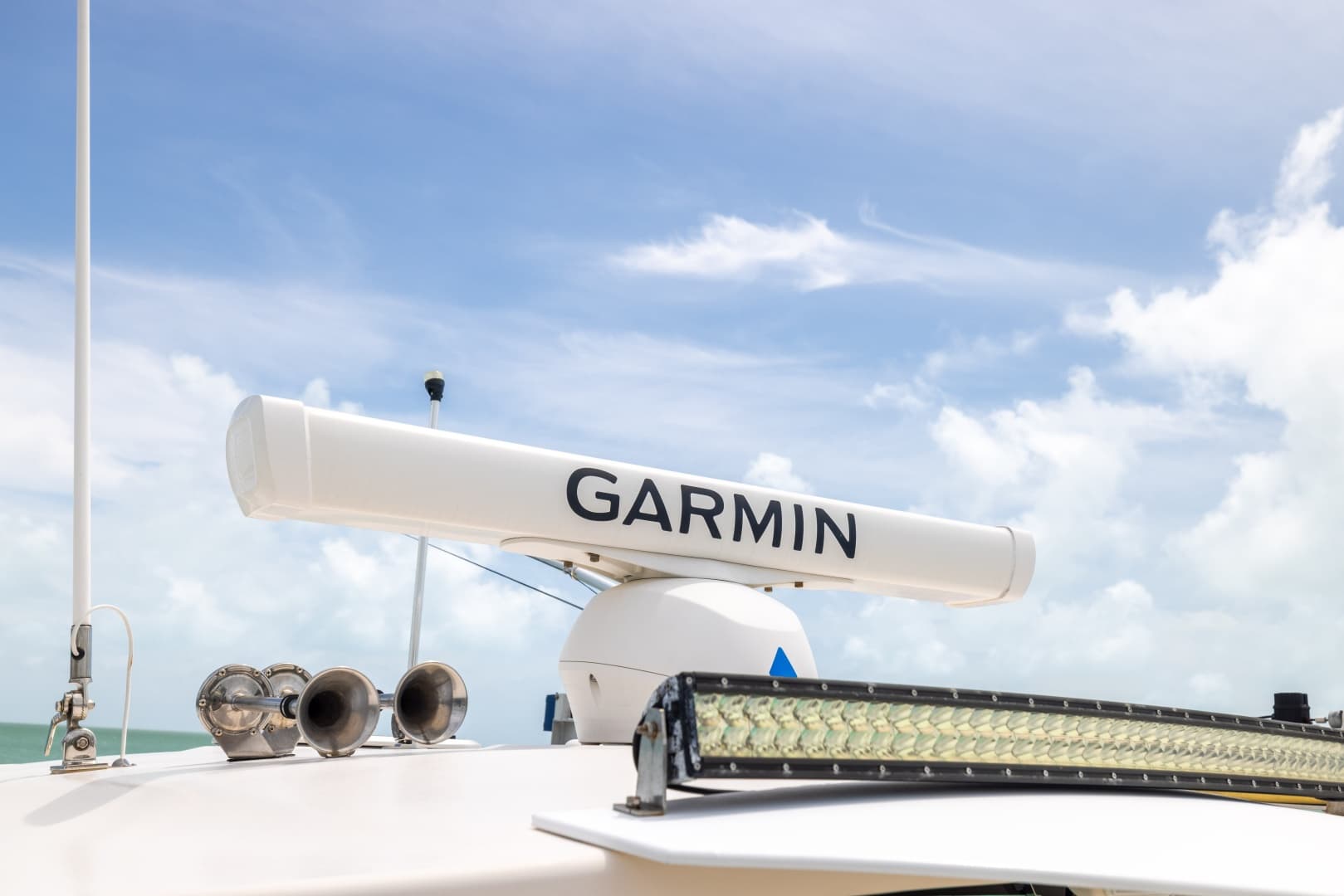 2021 Grady-White Canyon 376