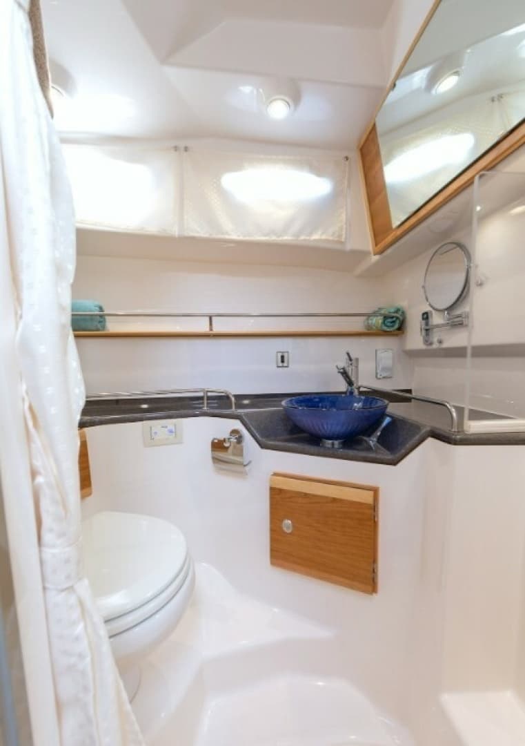 2022 Cutwater C-32 CB