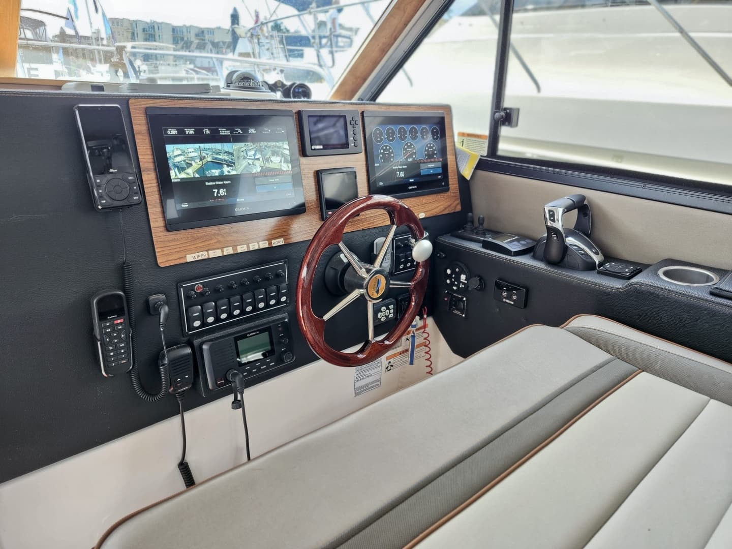 2022 Cutwater C-32 CB