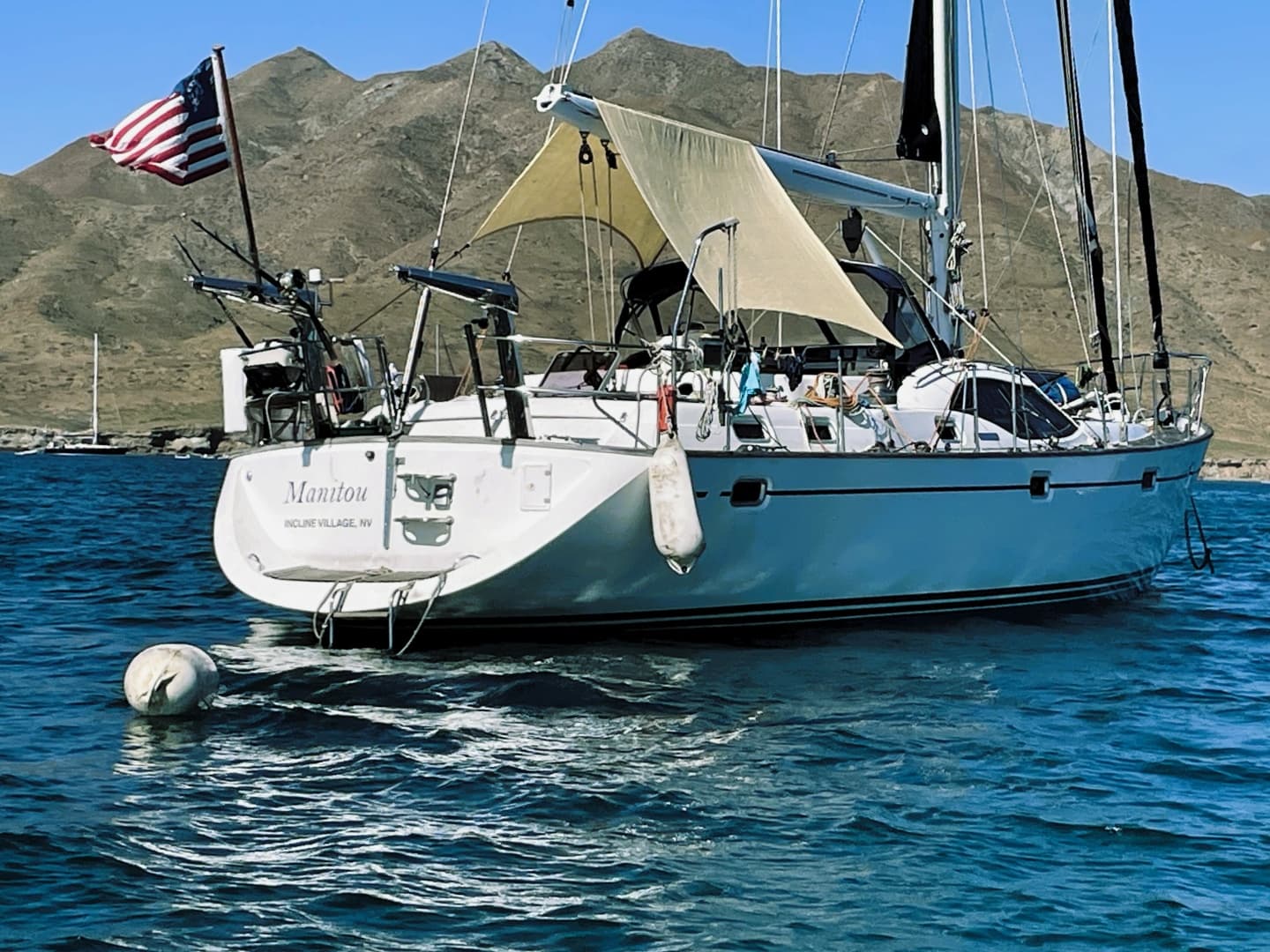 2008 Oyster 56 Deck Saloon