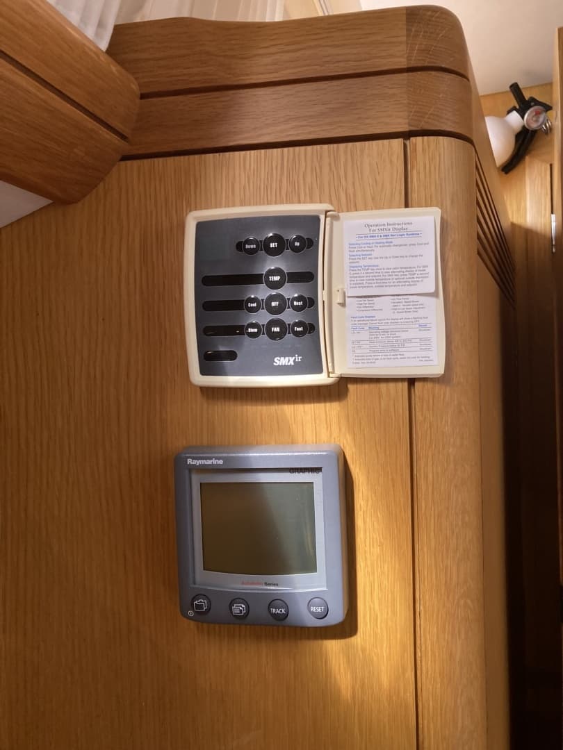 2008 Oyster 56 Deck Saloon