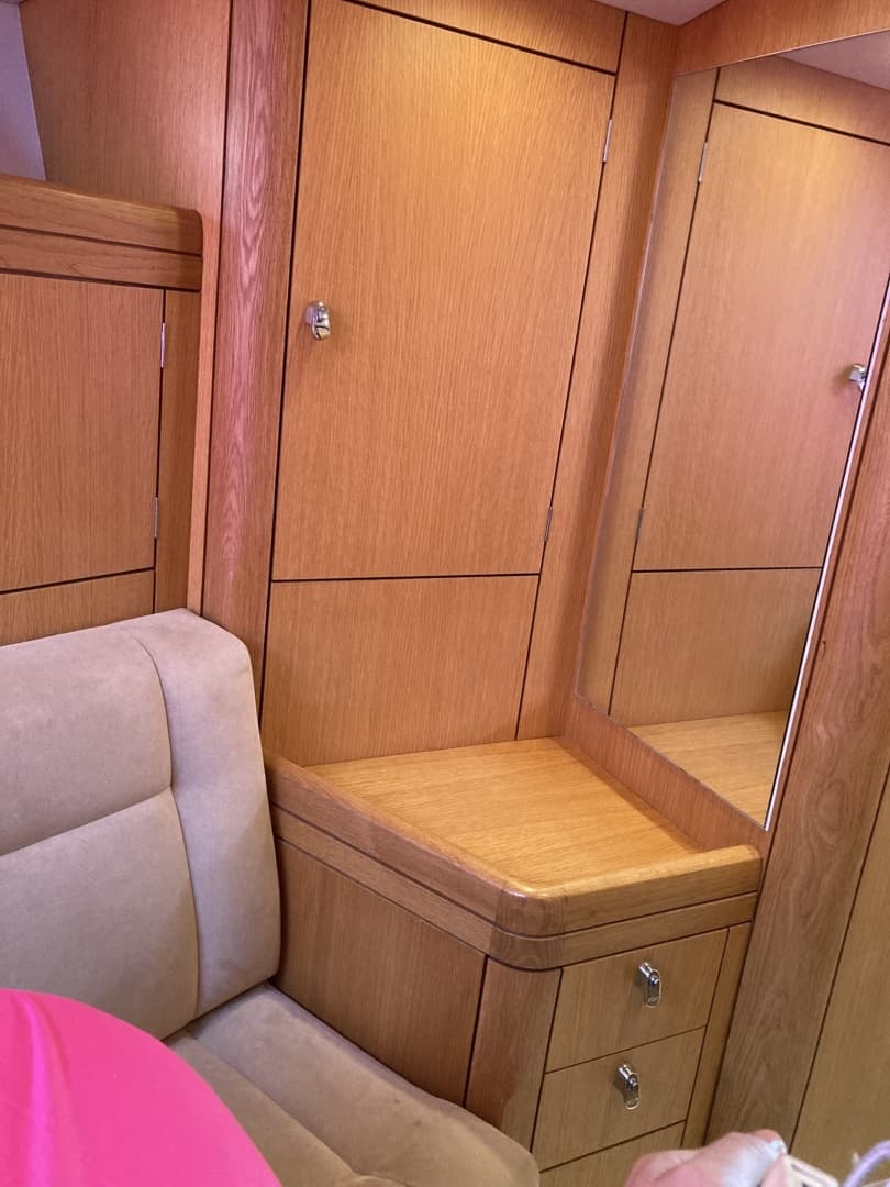 2008 Oyster 56 Deck Saloon