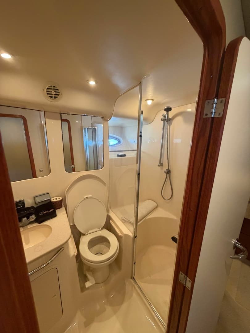 2002 Sea Ray 480 Sedan Bridge